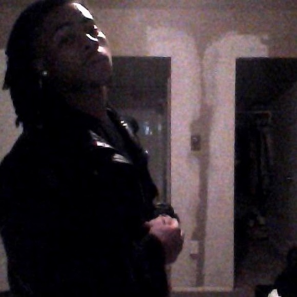 Meet your Posher, Solomon - Picture 1 of 1